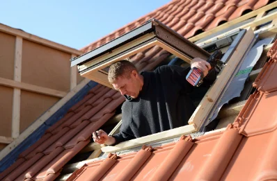 Pose de fenêtres de toit Velux à Cronce